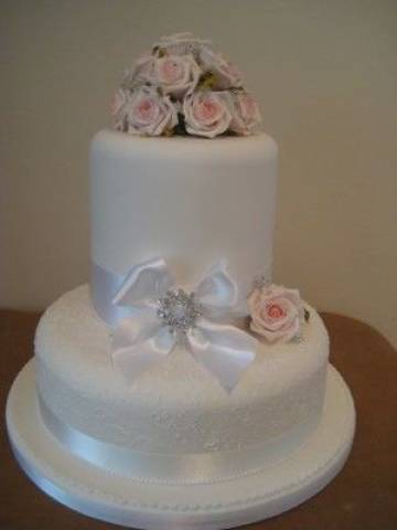 Tiers and Celebrations ,Cakes & Fountains in Yorkshire - East