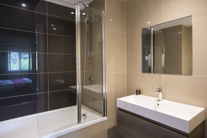 Asperion Hillside Hotel,Venues in Surrey