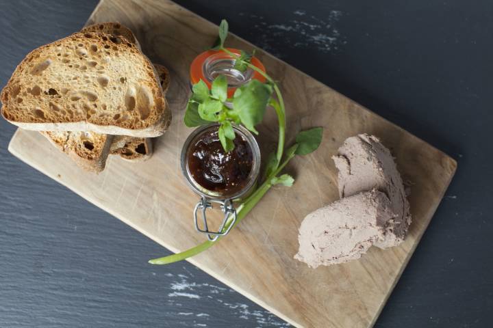 Asperion Hillside Hotel,Venues in Surrey