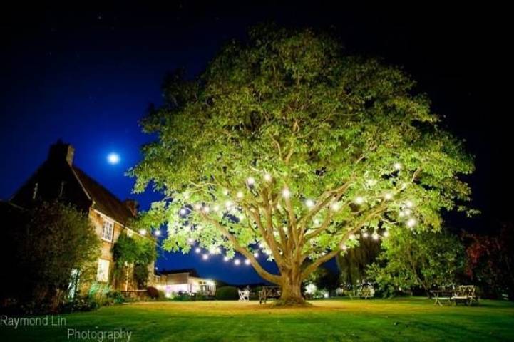 Night sky over Crockwell Farm, Venues in Northamptonshire