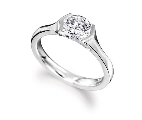 Caan Thomas Jewellery Designer,Jewellery in Buckinghamshire