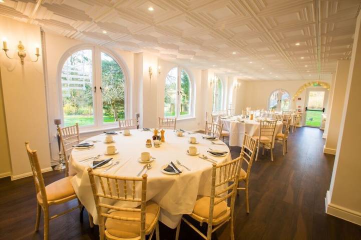 Gray Manor Hotel, Venues in Wiltshire