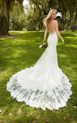 Clifford Burr Bridal,Bridal Wear in Hertfordshire, martina liana 744