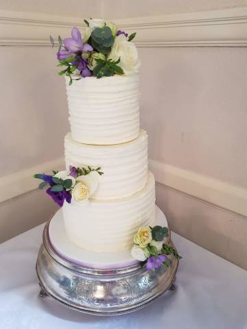 Lake Thomas Cakes Cakes and Sweet Treats in South London