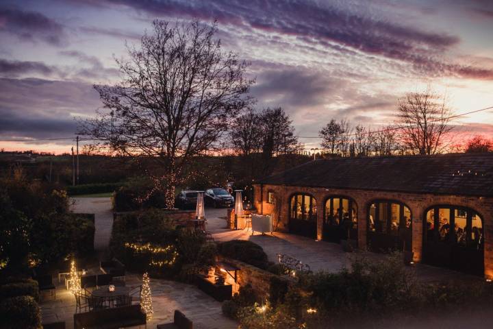 Dodmoor House in the evening