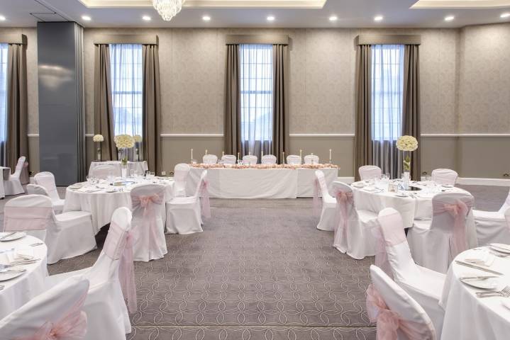 Villiers Hotel Wedding Venue,Venues in Buckinghamshire