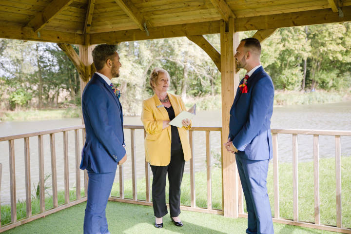 Liz Bagley Celebrant Celebrants & Toastmasters in Northamptonshire