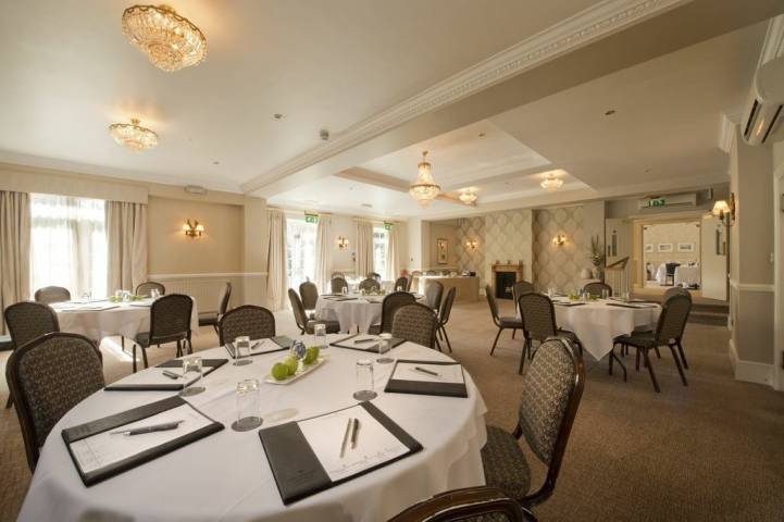 Moorhill House Hotel, Guest Accommodation in Hampshire
