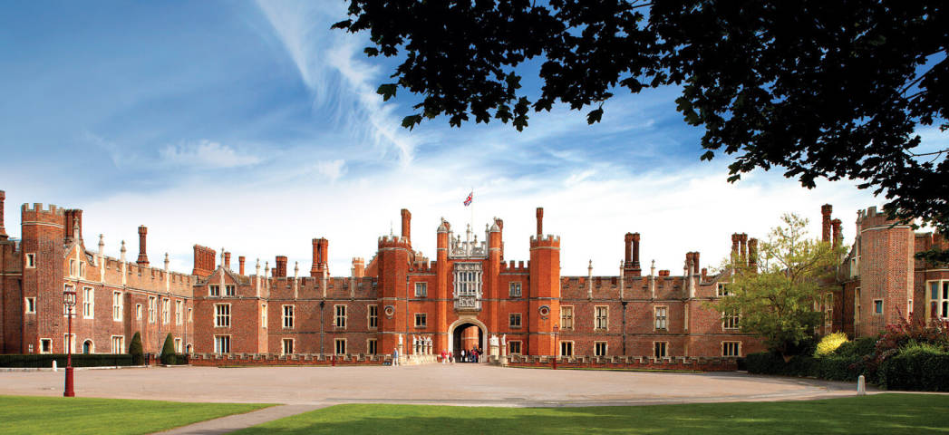 Hampton Court Palace & The Garden Room,Venues in Surrey