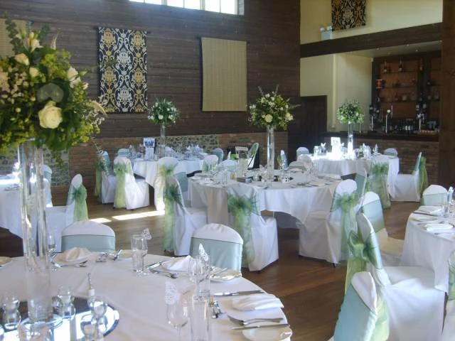 The Essex Barn @ The White Hart, Venues in Essex