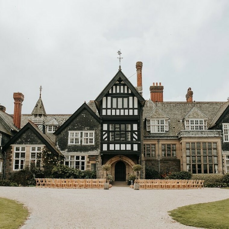 Exterior of Plas Dinam Country House