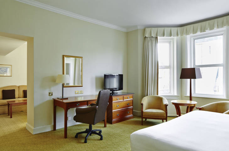 Bournemouth Highcliff Marriott Hotel,Guest Accommodation in Dorset