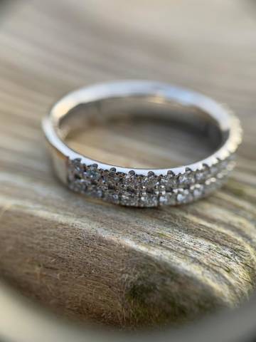 Caan Thomas Jewellery Designer Jewellery in Buckinghamshire