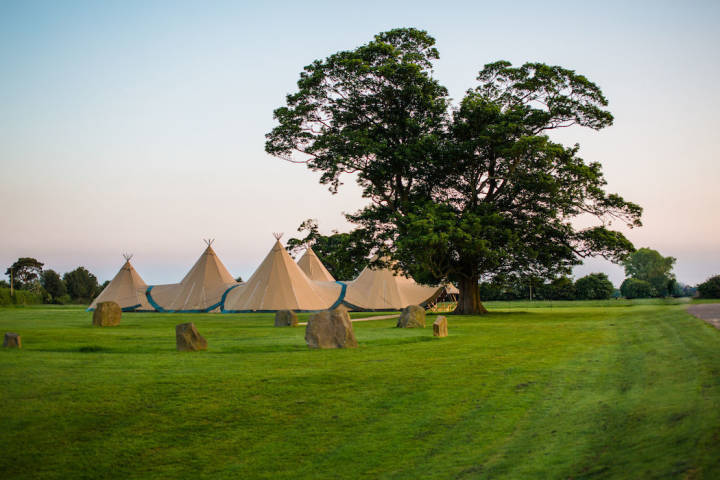 Tipi Set up