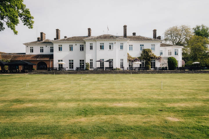 Milton Hill House Georgian Manor House wedding venue in Oxfordshire - Abingdon wedding venue - white