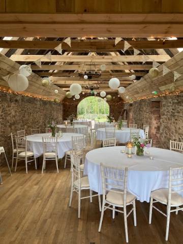 May barn wedding at Wedderlie