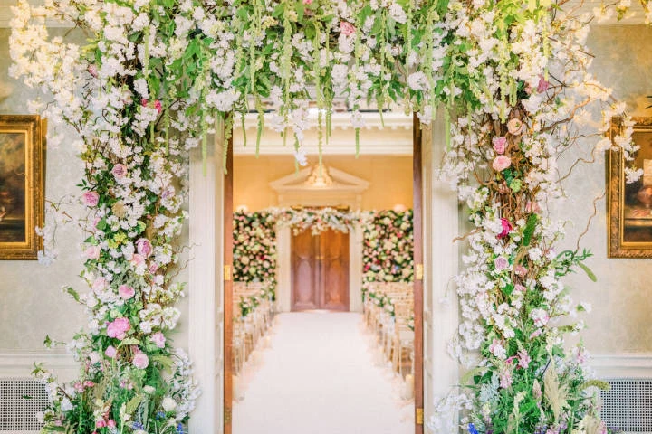 Hedsor House, Centre Hall