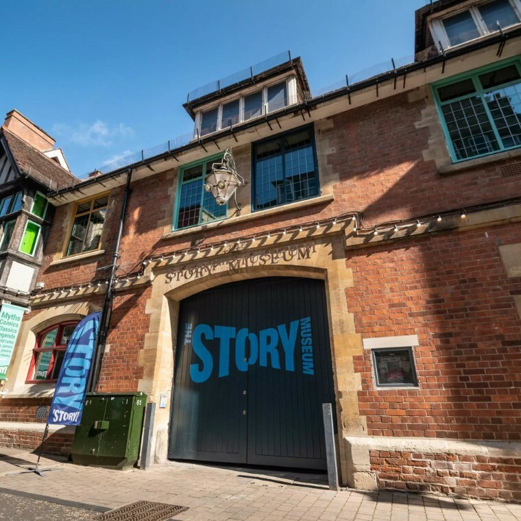 Exterior wedding venue - the story museum in Oxford