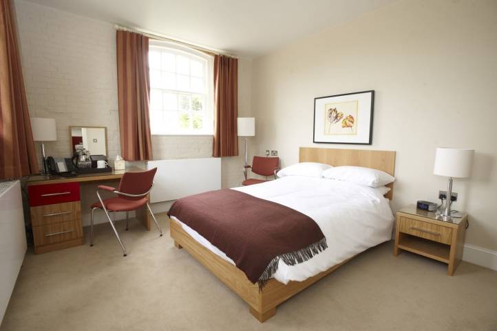 Chicheley Hall, Guest Accommodation in Buckinghamshire