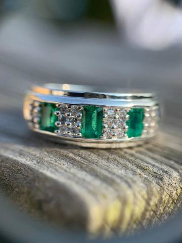 Caan Thomas Jewellery Designer Jewellery in Buckinghamshire