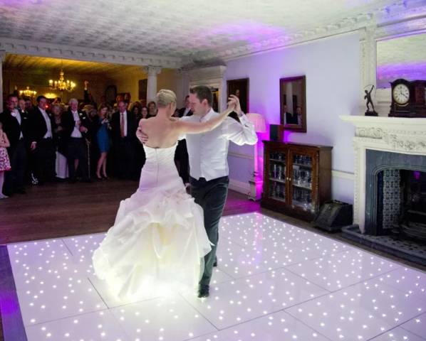 Deans Chair Covers,Venue Decorations & Furniture Hire in Northamptonshire