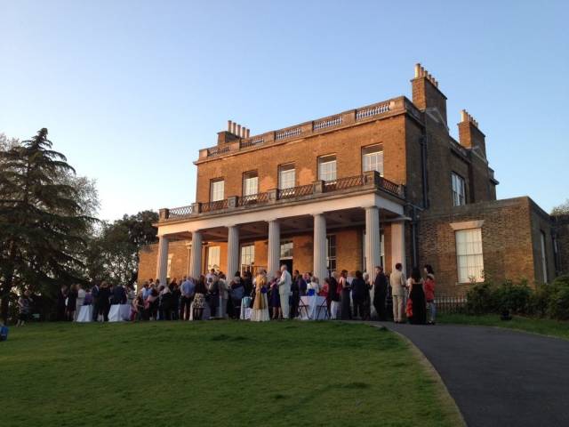 Clissold House, Front Exterior