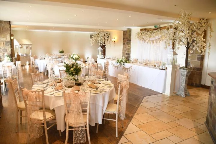 Beeston Manor,Venues in Lancashire