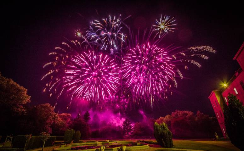 Wedding Fireworks by Firework Crazy Entertainment in Essex