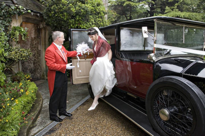 Peter Thompson BA Toastmaster, Celebrants & Toastmasters in Kent