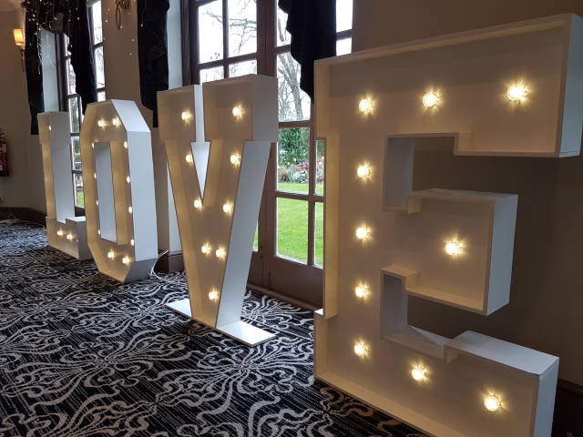 Rossett Hall,Venues in Cheshire