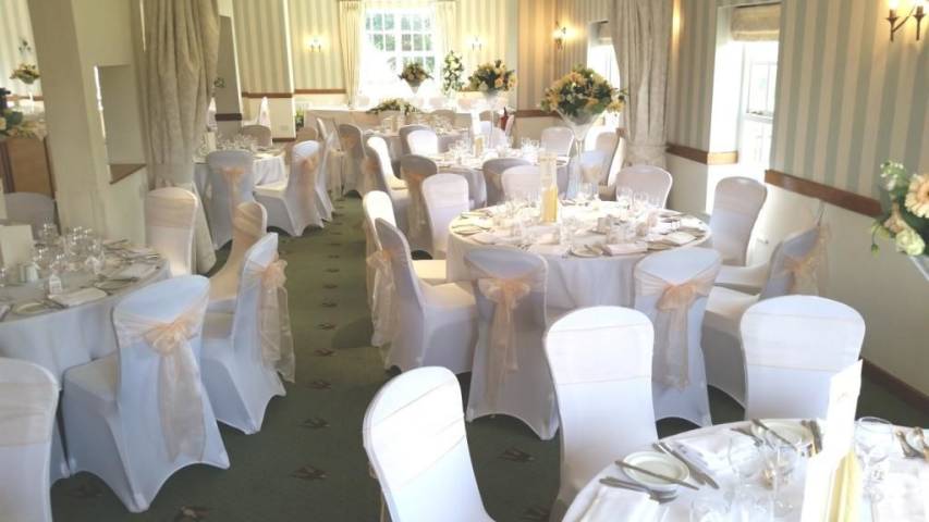 Sand Martins Golf Club, Venues in Berkshire