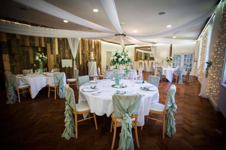 Spring Style in the Old Refectory