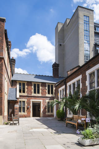 Toynbee Hall - External Entrance