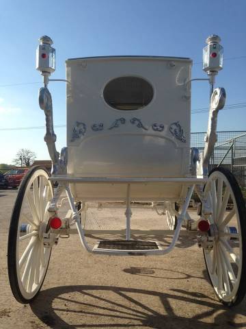 Bramble Farm Carriage Hire, Cars and Horse Drawn Carriages in Wiltshire
