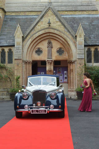 Something Borrowed Wedding Cars, Cars and Horse Drawn Carriages in Oxfordshire
