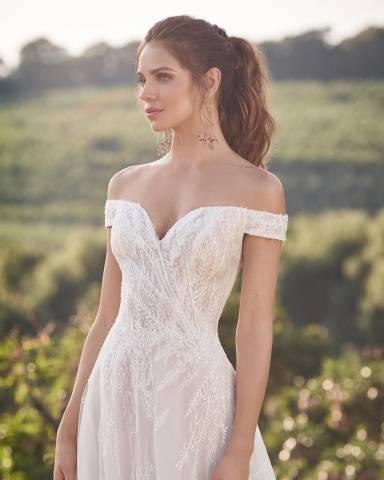 Queen Bee Bridal Bridal Wear in Berkshire