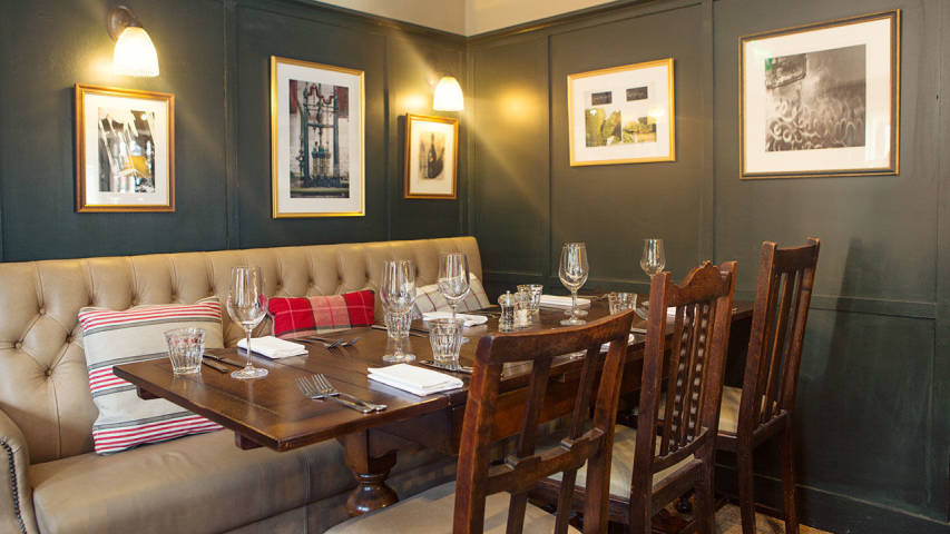 The Sun Inn,Venues in Surrey