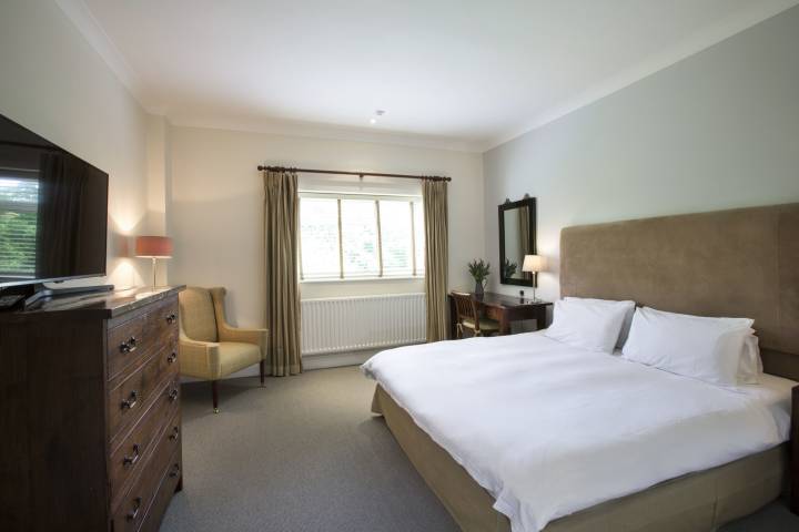 Asperion Hillside Hotel,Venues in Surrey