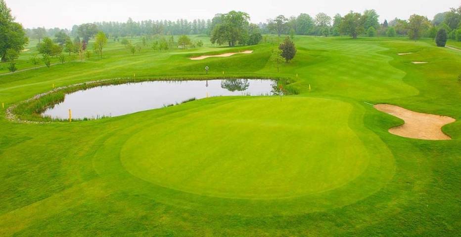 Donnington Grove Golf & Country Club - wedding venue in Berkshire - newbury wedding venue - golf clu