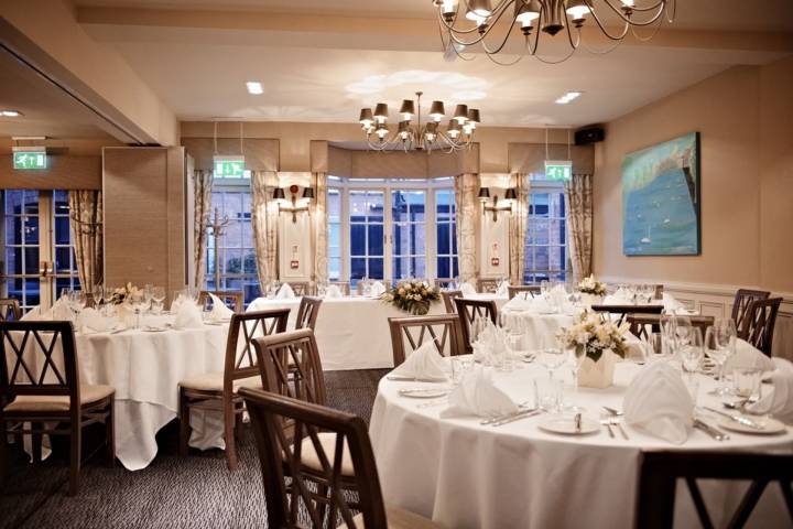 The White Swan Hotel - wedding venue in warwickshire - warwickshire wedding venue
