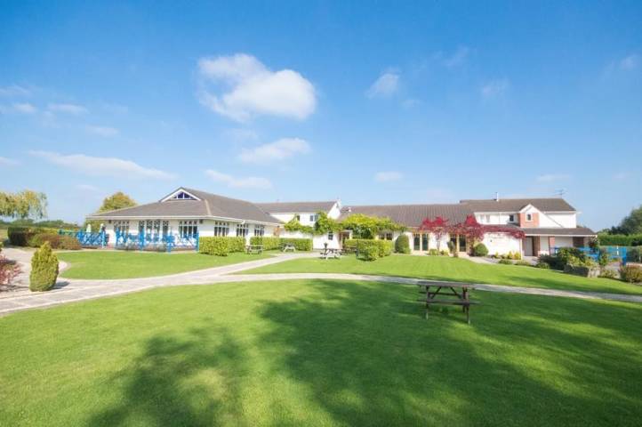 Holt Lodge Hotel, Venues in Wrexham