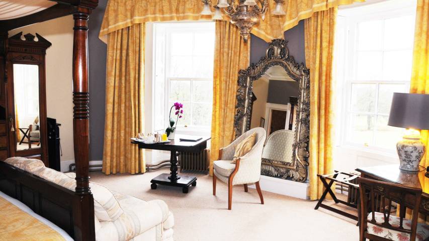 Bridal Suite, Raemoir House , Venues in Aberdeenshire