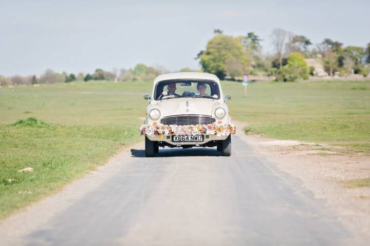 Kushi Cars gloucester gloucestershire Kushi Cars oxfordshire wedding cars Kushi Cars indian wedding