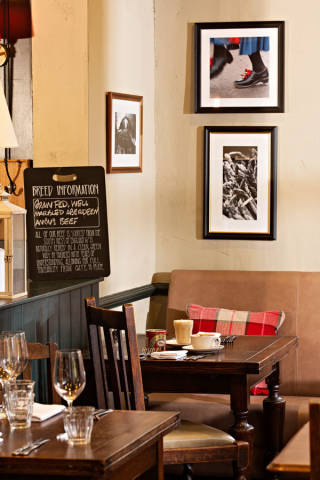 The Sun Inn,Venues in Surrey