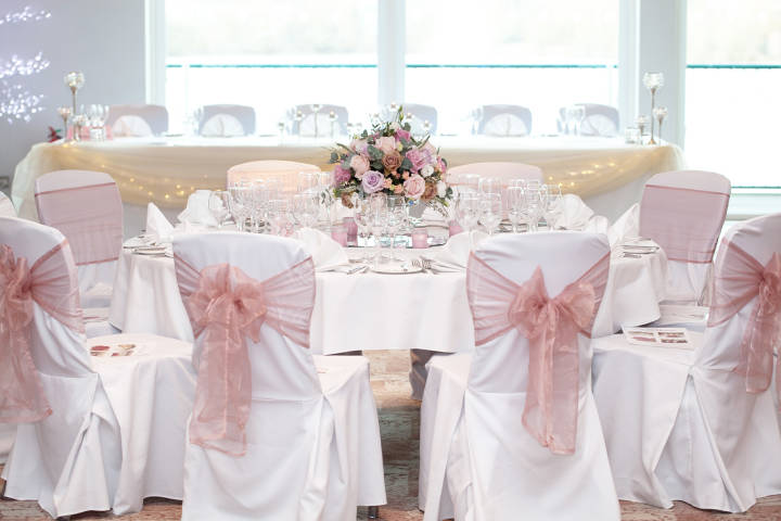 Crowne Plaza Marlow Wedding Decor