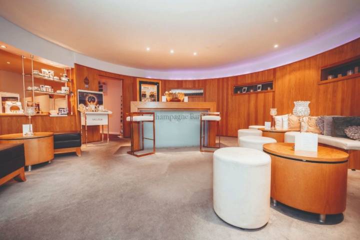 Spa6 at De Vere Cotswold Water Park