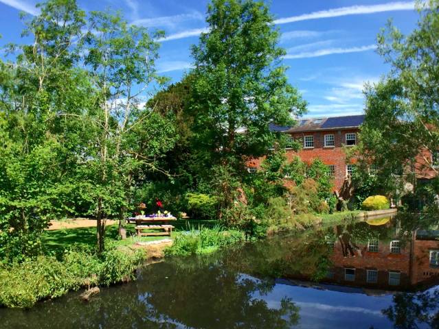 Dandridge's Mill Guest Accommodation in Oxfordshire