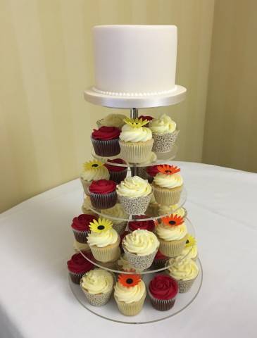 Hayley's Cake Studio, Oxfordshire Wedding Cakes
