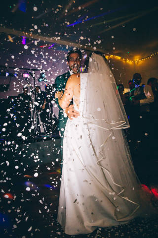 Confetti Surprise for first dance
