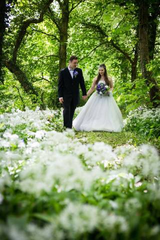 Spring wedding in the Bluebell Woods
